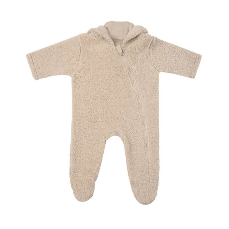 ayi-kulakli-kapusonlu-pelus-tulum-1 Ayı Kulaklı Kapüşonlu Peluş Tulum – Bej | Sıcak ve Yumuşak Bebek Kombini - Görsel 1
